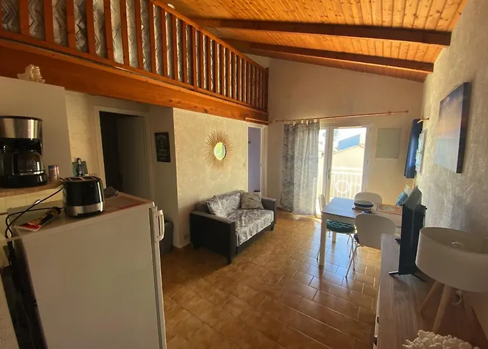 A Deux Pas De La Avec Balcon-terrasse - Fr-1-336-112 Jard-sur-Mer