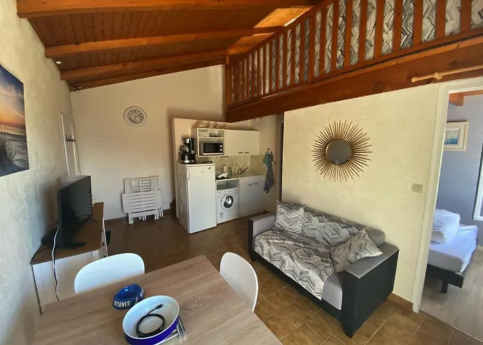 A Deux Pas De La Avec Balcon-terrasse - Fr-1-336-112 Holiday home