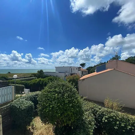 A Deux Pas De La Avec Balcon-terrasse - Fr-1-336-112 *